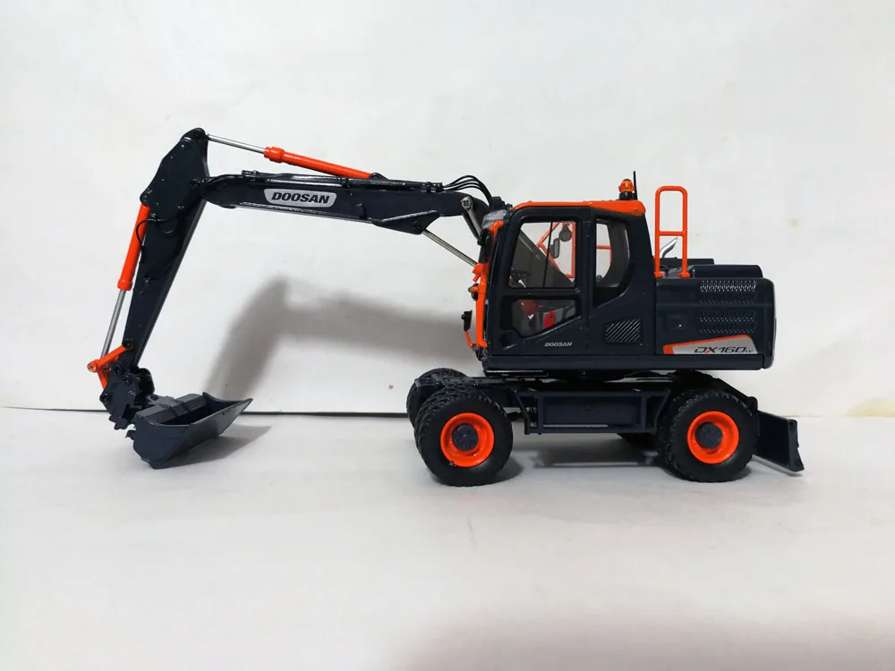 8138 (1)