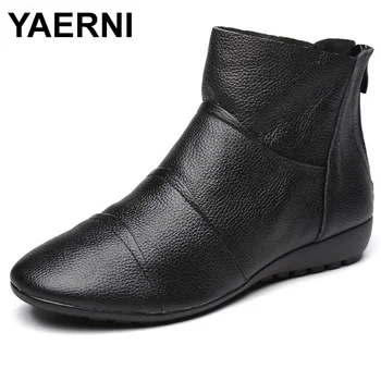 

YAERNI Hot Sale Short Plush Boots Winter Genuine Leather Ankle Shoes Vintage Casual Shoes Brand Design Handmade Women Boots E633
