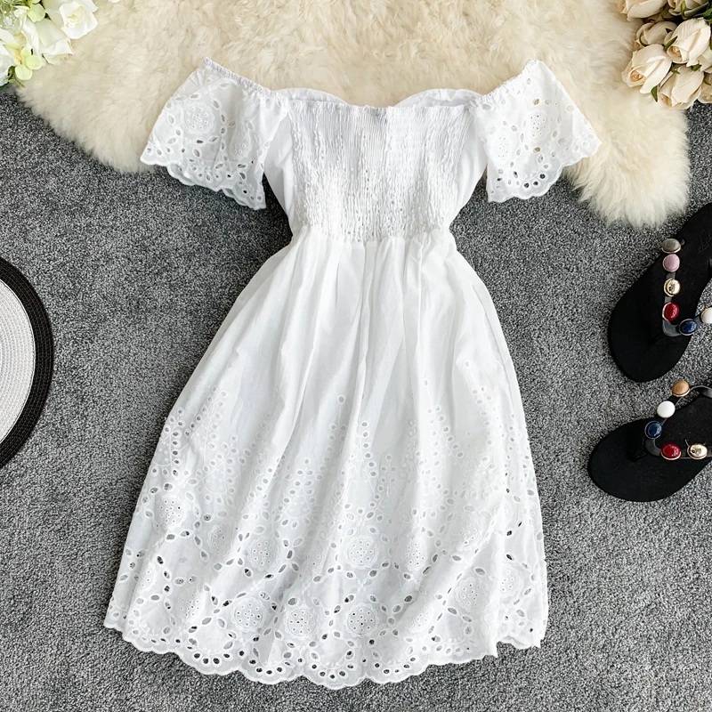 Женское платье без бретелек ALPHALMODA белое с V образным вырезом мягкой эластичной
