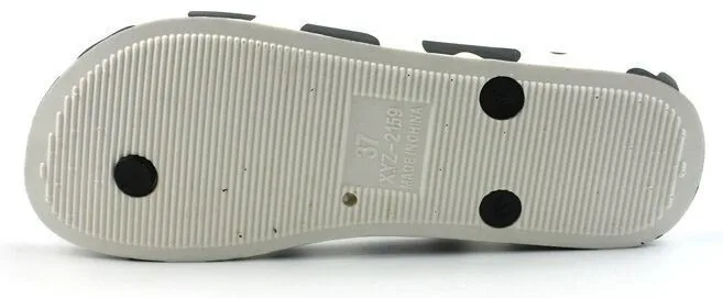 911