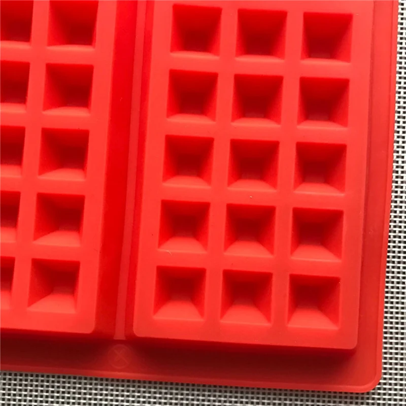 47 (10)