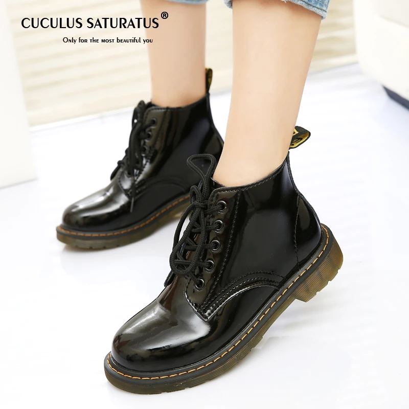 

Cuculus Plus Size Botas Patent Leather Boots Women School Style Lace Up Shoes For Girls Red Black Motorcycle Ankle Boots 1414