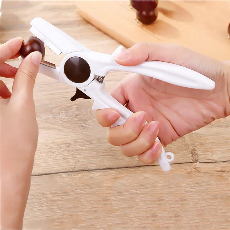 Multi-use Beer Opener Chestnut Bottle Opener Ginkgo Nut Sheller Kitchen Tools Kitchen Accessories Home Decor 30MR0108