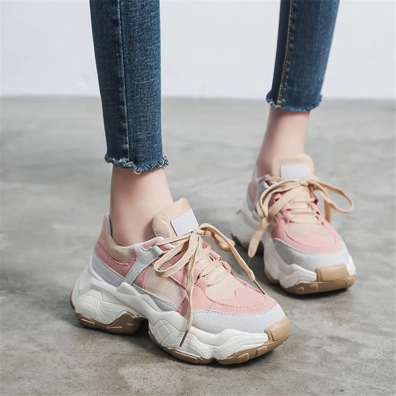 

2019 New Spring Ultralight fashion Leather Pink/Beige Sneakers Women Retro jogging Lace-up thick Sneakers Casual shoes women