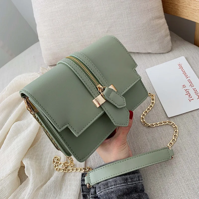 

Luxury handbags Womens Bag Designer Purse Weaving Shoulder Messenger Bags Crossbody Bag Beach Flap Clutch