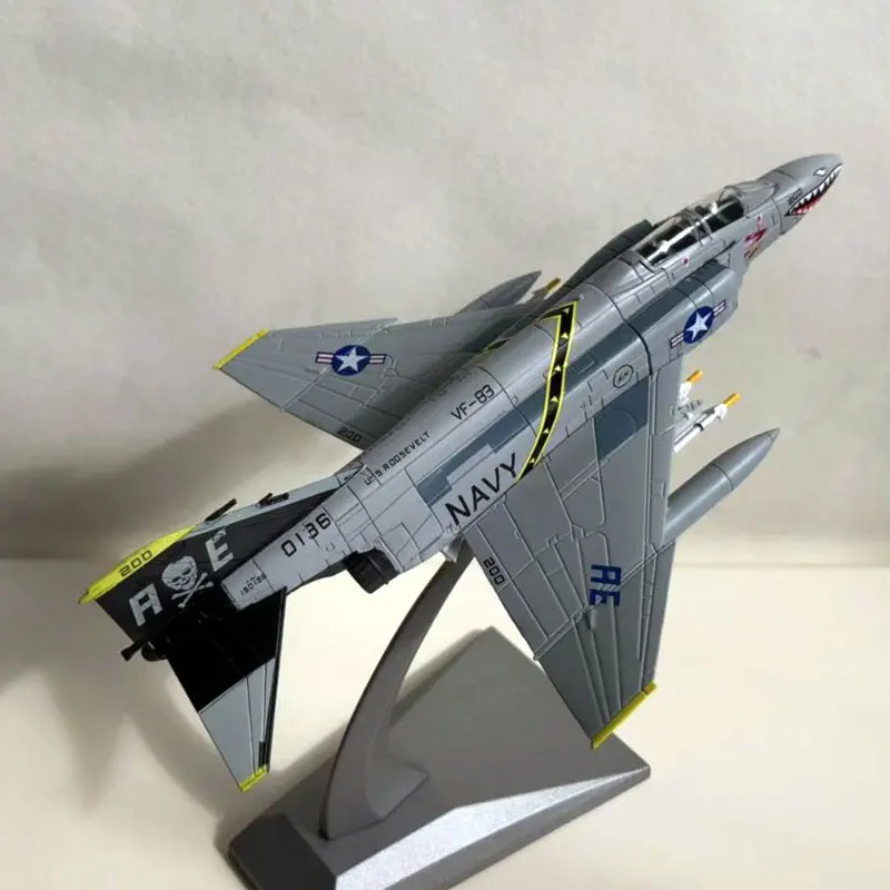 WLTK военная модель 1/100 масштаб F-4 Phantom II VF-84 Jolly Rogers Fighter литой металлический самолет модель игрушки для сбора/подарка