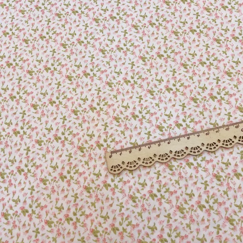 Хлопок саржевая ткань пасторальный WIHTE темно-бордовый розовый маленький цветок цветочный для DIY Ручная работа детское постельное белье одежда платье пэчворк - Цвет: small floral