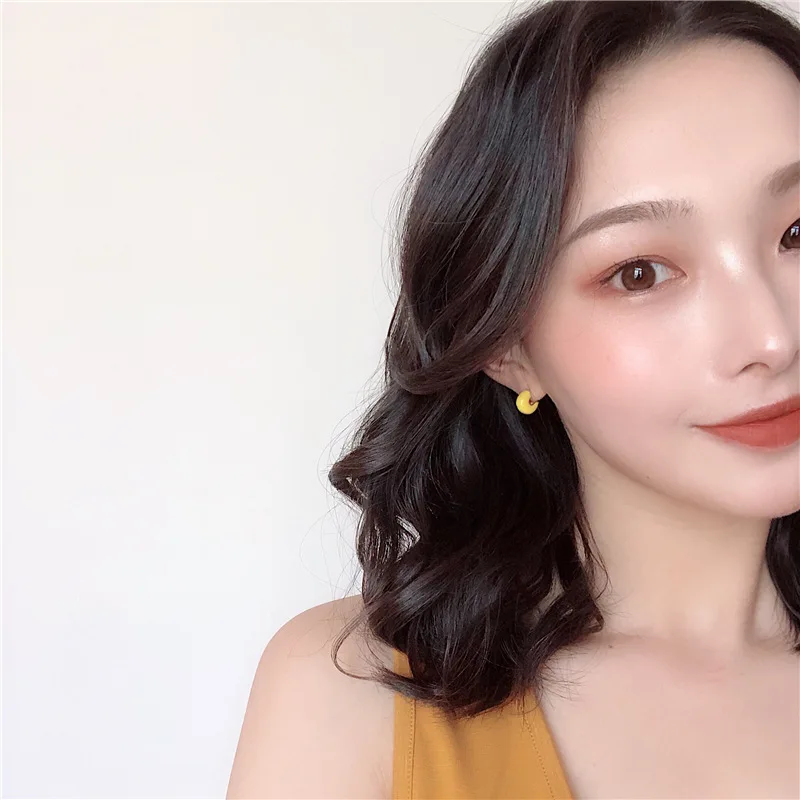 

2019 Korean Mini Geometric Candy Color Yellow Green Wine Red Long Dangle Earrings Big Drop Earrings for Women Jewelry Fashion