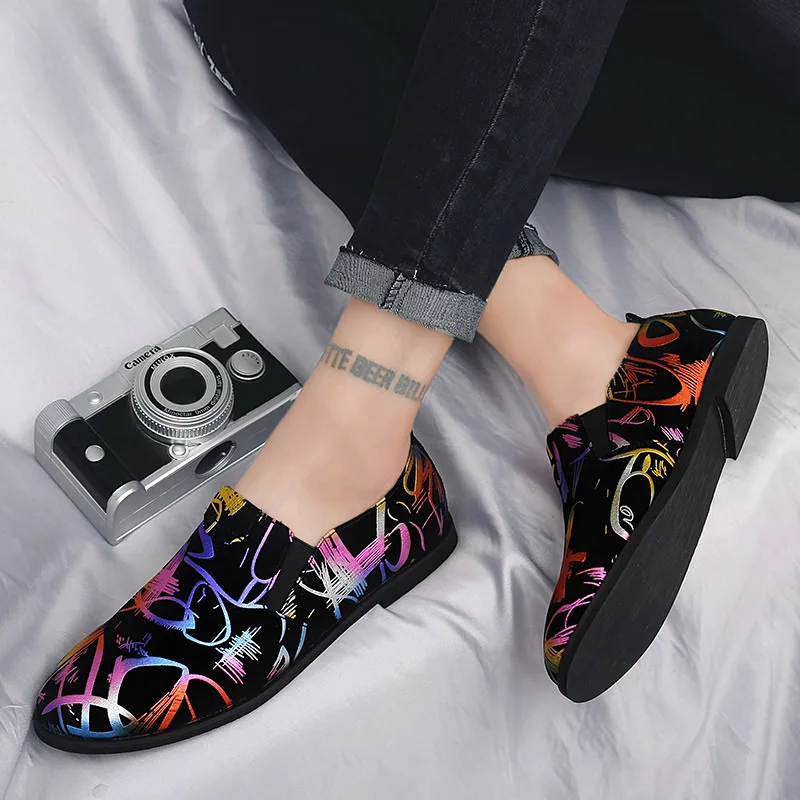 mixed colors men leather casual shoes wedding dress male footwear painted letter italian boy flats fashion oxford shoes for men (23)