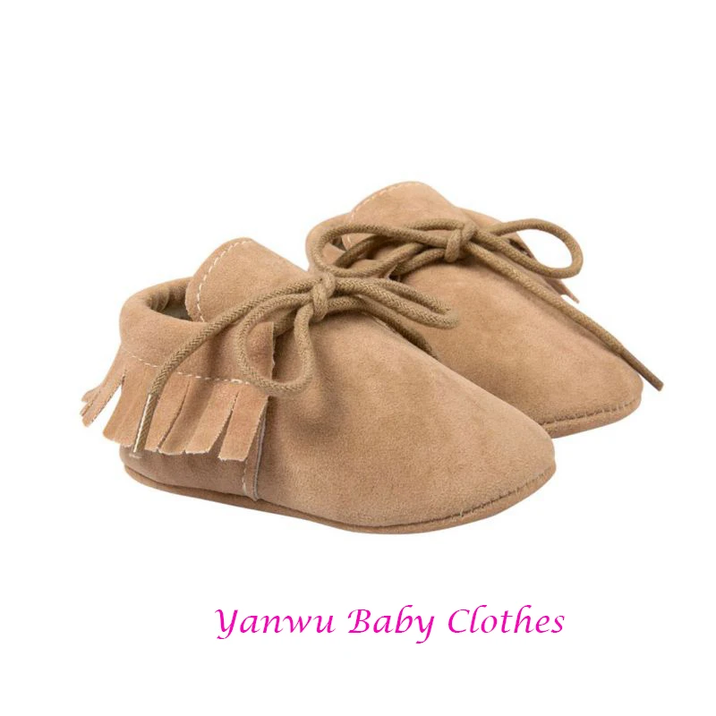 Мягкая нескользящая обувь с бахромой для мальчиков и девочек; мокасины из искусственной замши для новорожденных; QF