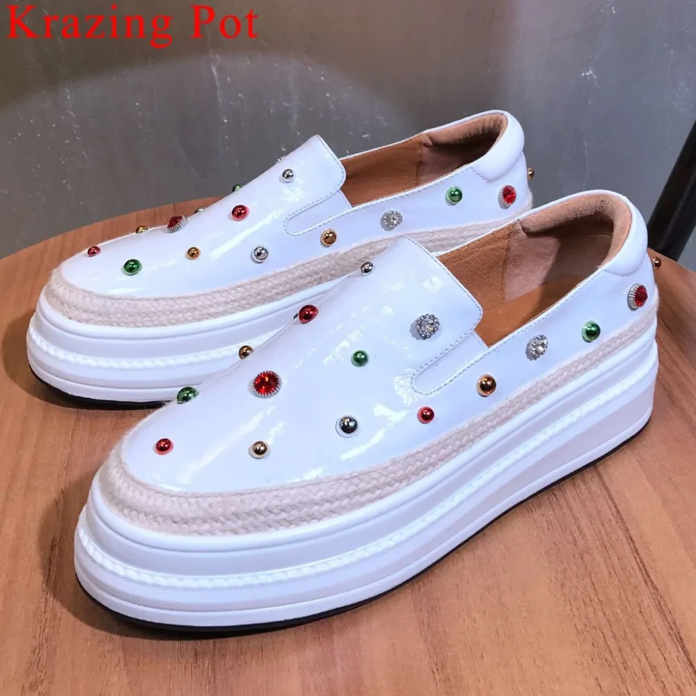 

2019 new arrival med bottom platform colorful rivets crystals decoration loafers pretty girls streetwear vulcanized shoes L18