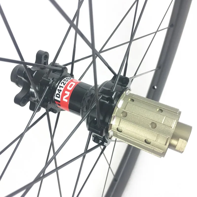 Perfect LIENGU 1330g 700C 42mm tubeless asymmetric road disc bicycle carbon wheelset width 25mm cyclo-cross road bike carbon wheels 4
