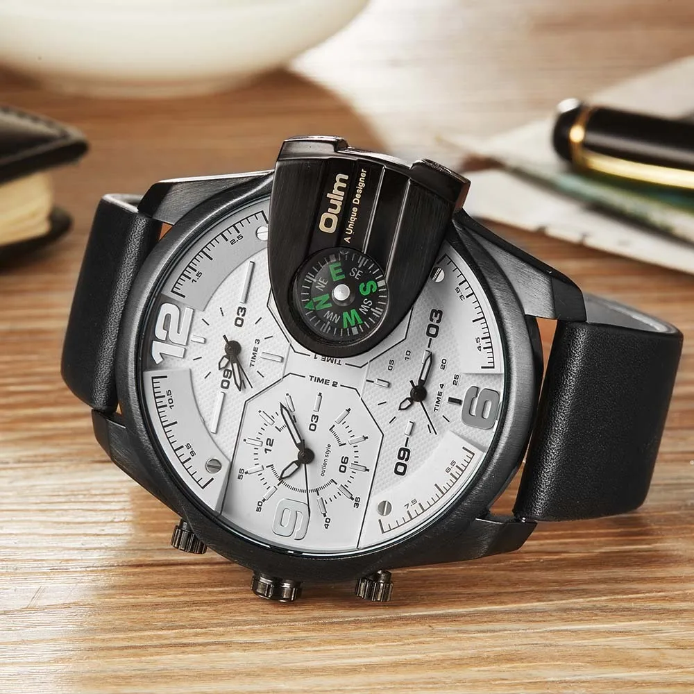 Mens Watches Oulm Top Brand Luxury Military Quartz Watch Unique 3 Small Dials Leather Strap Male Wristwatch Relojes Hombre