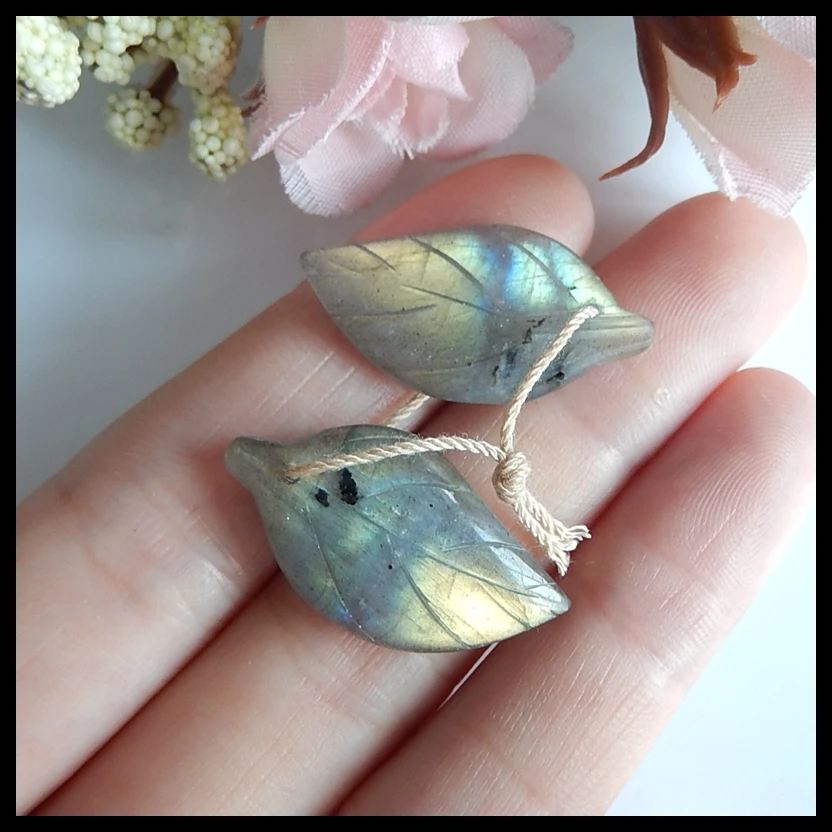 

Natural Gemstone Labradorite Carved leaves fashion women Handmade DIY Supply Jewelry,28x14x4mm,4.7g