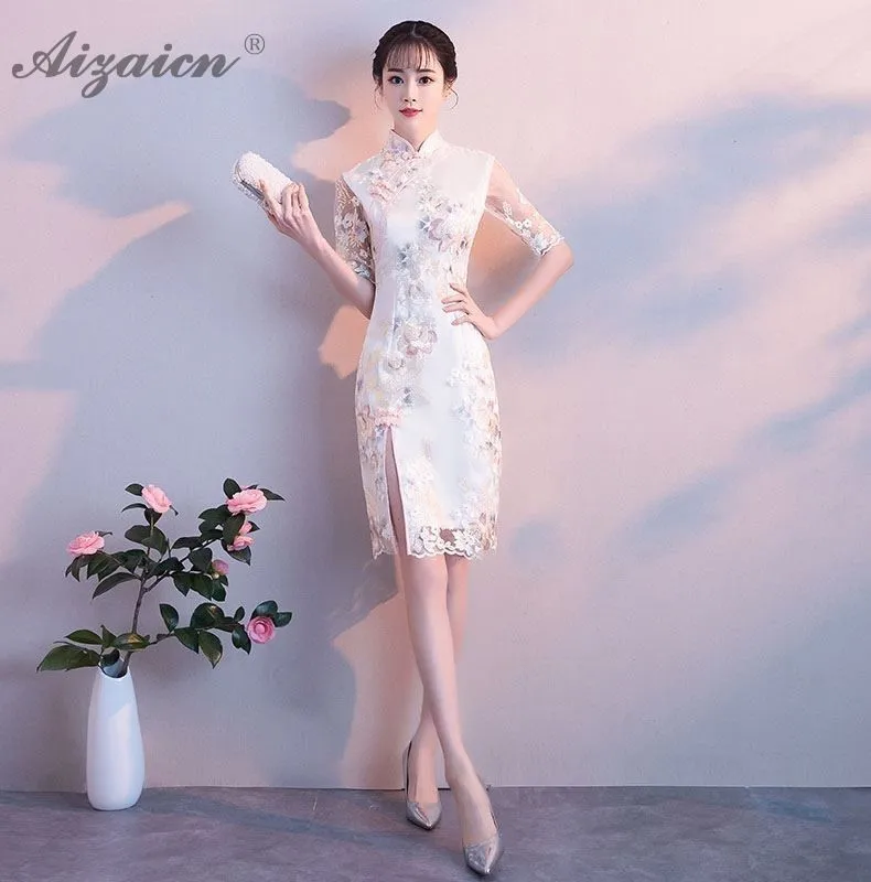 Primavera flor bordado Cheongsam corto Slim Qi Pao las mujeres vestido chino 2019, китайский, Восточный, винтажный стиль, vestido Qipao