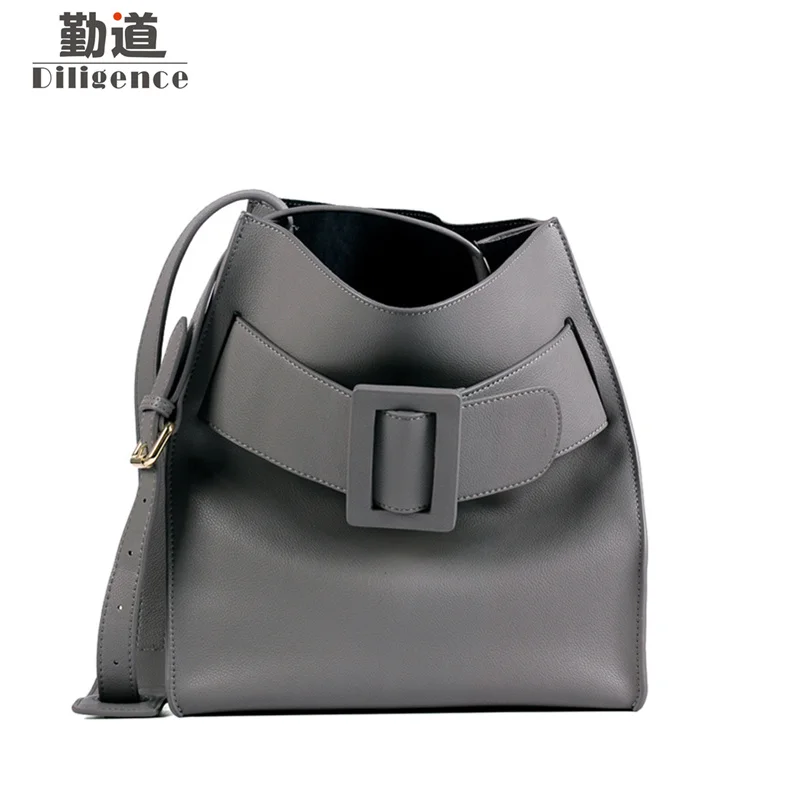 

Genuine Cowhide Leather Bucket Bags Fashion Famous Luxury Brands Designer Style Handbags 2018 New Shoulder Bag