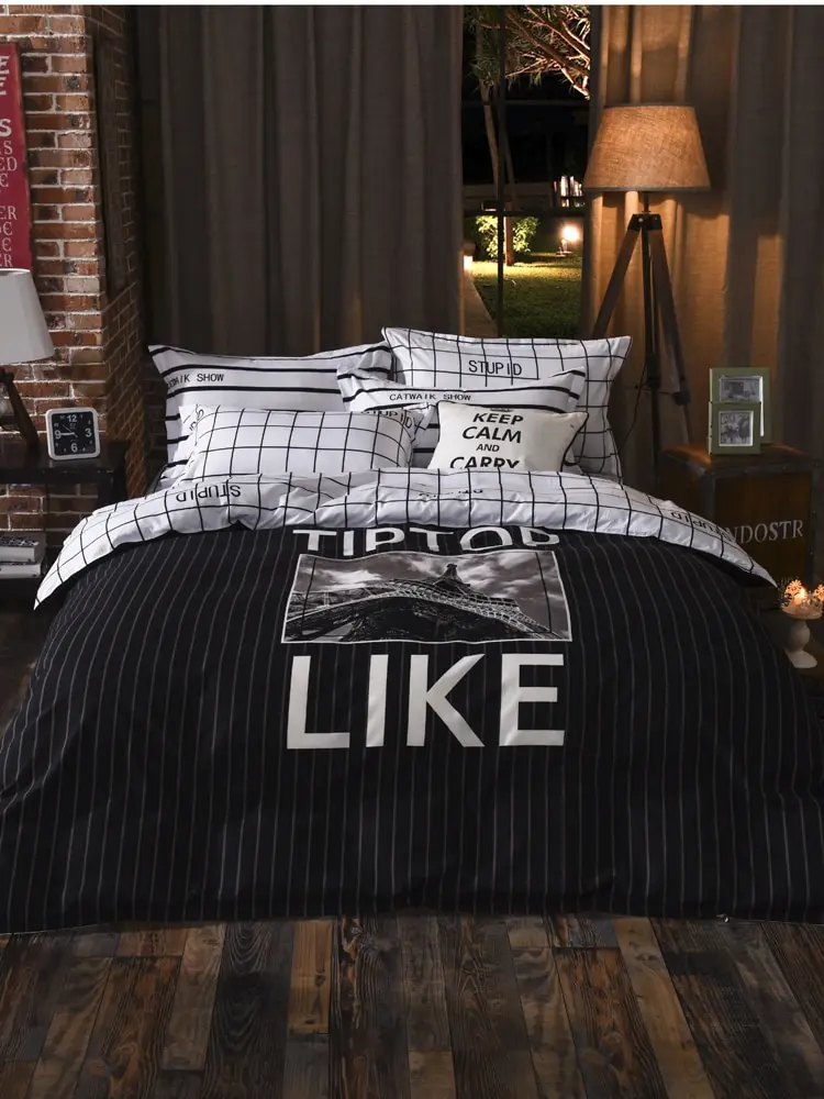 

4Pcs Duvet Cover Set Simple Black Striped Pattern Soft Bedding Set