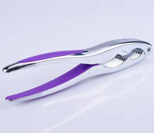 

Kitchen Fruit Tools walnut clip multicolour crackers nut tongs free shipping Color random