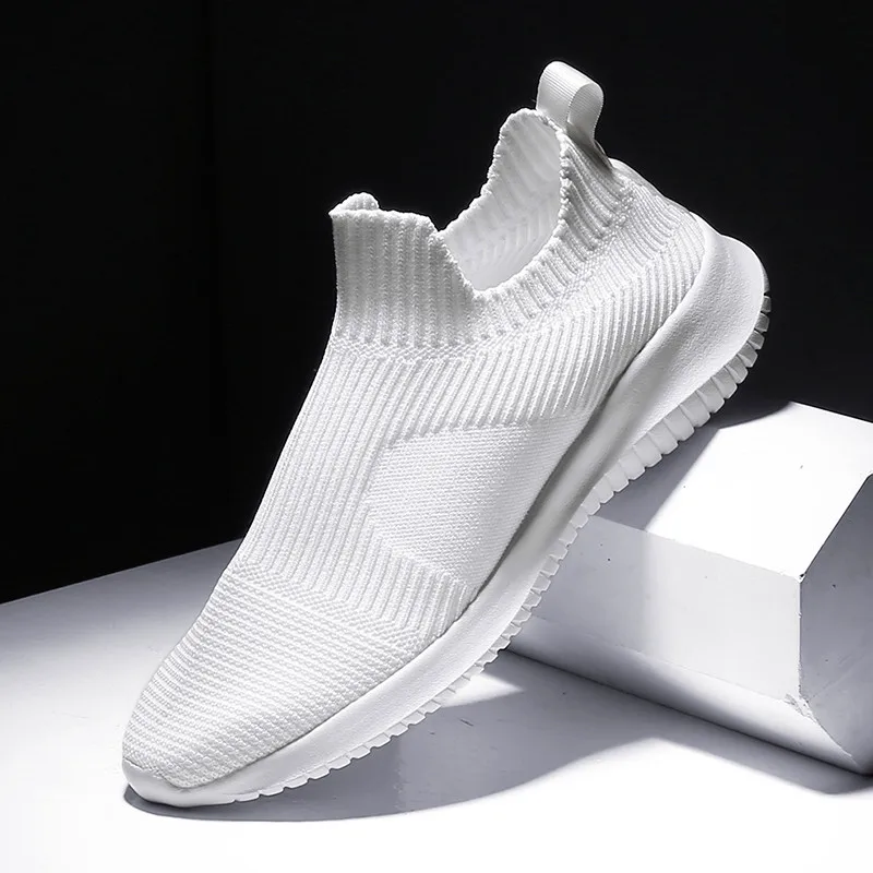 

Explosion Models Ultra Light Large Size Flynit Sports Trend Breathable Mesh Shoes Slip-on Fashion Men's Casual Sneakers