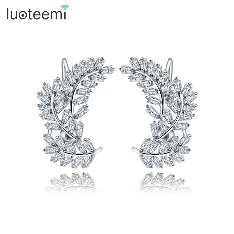 LUOTEEMI роскошные модные новые поступления элегантные женские очаровательные серьги-гвоздики белого золота CZ