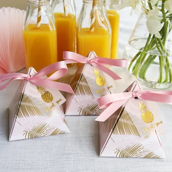 

20Pcs 2 styles Triangular Pyramid Wedding Favors Supplies Leaves Candy Boxes with Thanks Card Gift Box Party Chocolate Box
