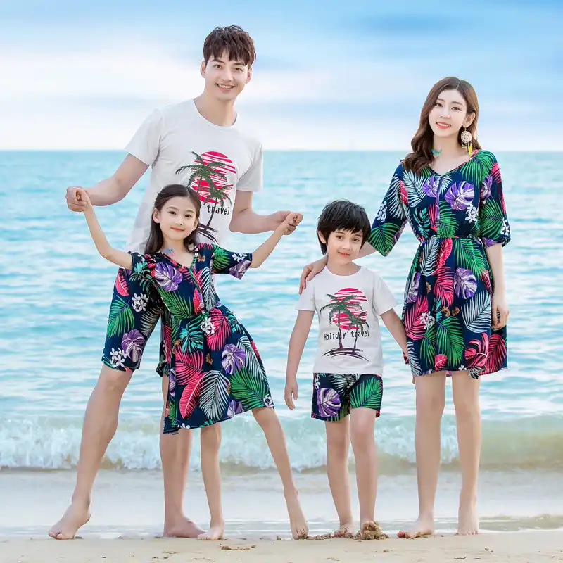 mom dad and daughter dresses