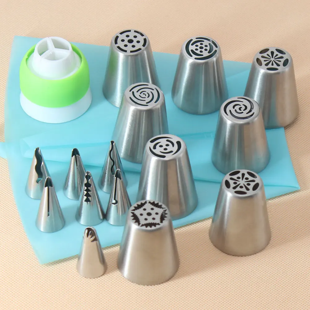 Stainless Steel Skirt Icing Piping Reusable Decorating Nozzle Set Russian  Nozzles Cake Tool Set Of 6 at Rs 100/set, Kumbharwada, Mumbai