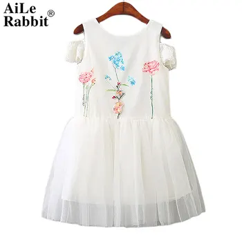

AiLe Rabbit 2018 New Arrival Girls Dress Pearl Embroidered Flowers Fashion Brand Off Shoulder Pop INS Dress Kids Apparel