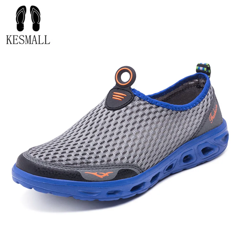

KESMALL Men Casual Shoes Fashion Soft Breathable Summer Clogs Outdoor Beach Vacation Mesh Shoes Zapatos De Hombre Men Shoes