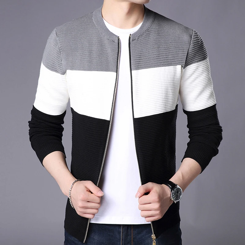 4628893041_1704117723