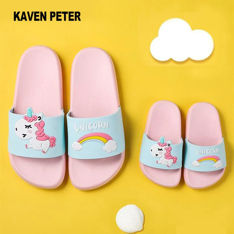 

Parent-child slippers cartoon rainbow unicorn slippers baby boy girl children summer beach sandals kids indoor Home Shoes