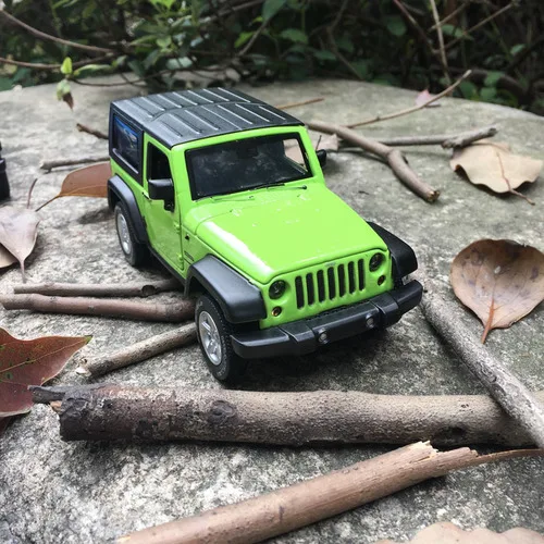 1/32 JEEP Wrangler Модели моделирования сплава Модель автомобиля игрушки предметы мебели - Цвет: Зеленый