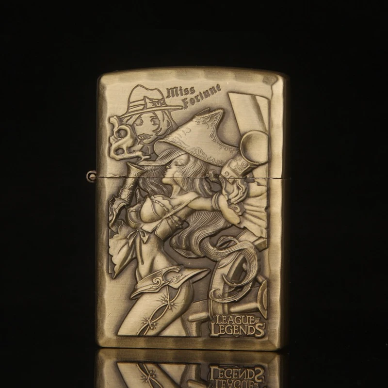 Free-shipping-Cigarette-Accessories-Portable-bronze-color-oil-lighter-Cheaper-Emboss-Network-game-characters-Kerosene-lighters (2)