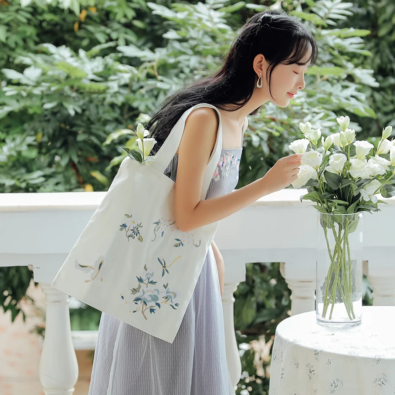 

Single-shoulder bag with retro embroidery women bag channels handbags women handbags purses and handbags bags for women 2019