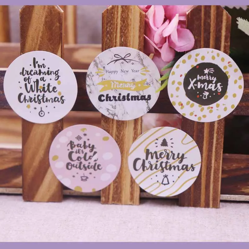 

100pcs Happy New Year Merry Christmas love self adhesive labels Vintage kraft handmade labels paper self seal thank you labels