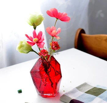 

Red fashion glass vase mini Handmade colored for room decoration home decor Tabletop vases for flowers centerpieces terrarium