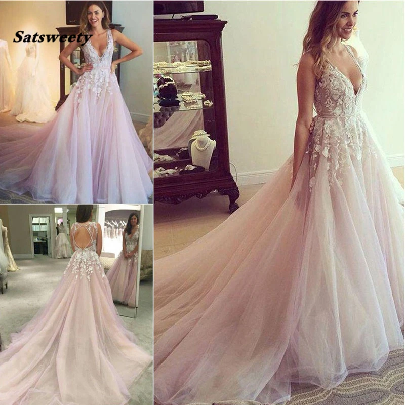 

Lilac Tulle Beach Prom Dresses Deep V Neck Sheer Straps Appliques Backless Boho Evening Gowns Sexy Party Dresses