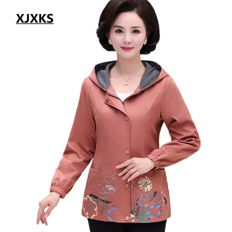

XJXKS 2018 autumn and winter new fashion embroidery with hat women jacket loose large size comfortable women coat