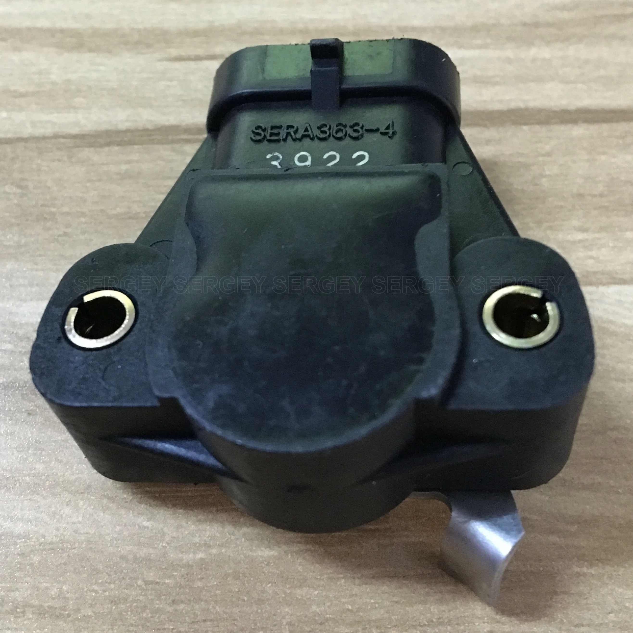 

Original SERA363-4 TH113 213-915 24502965 TPS135 TPS Sensor For BUICK Century CHEVROLET Oldsmobile