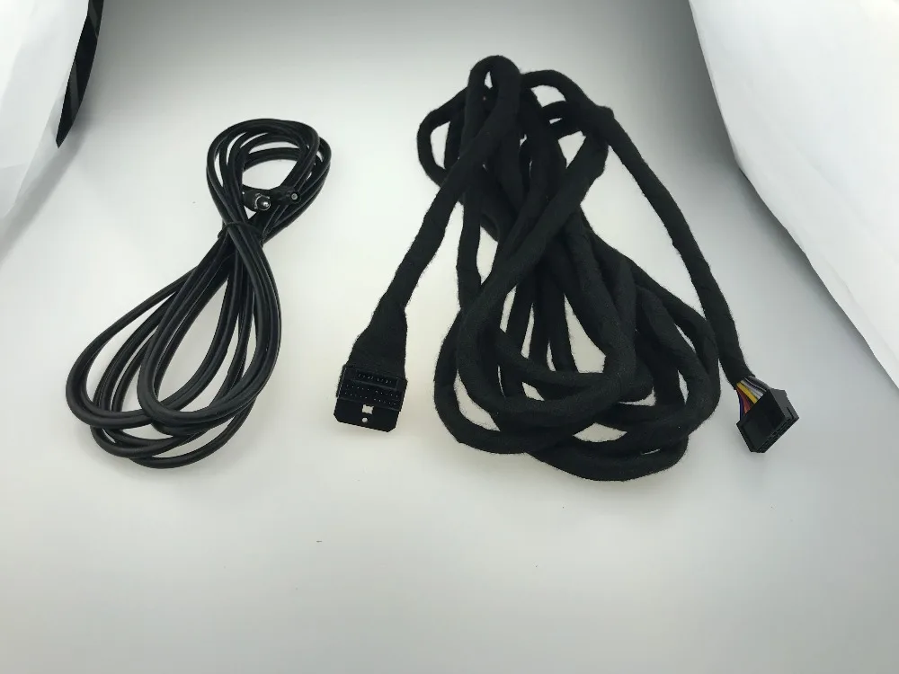 

Car Monitor 6meter extension cable only fits for our store Android or Wince for Mercedes Benz car DVD players which needs it