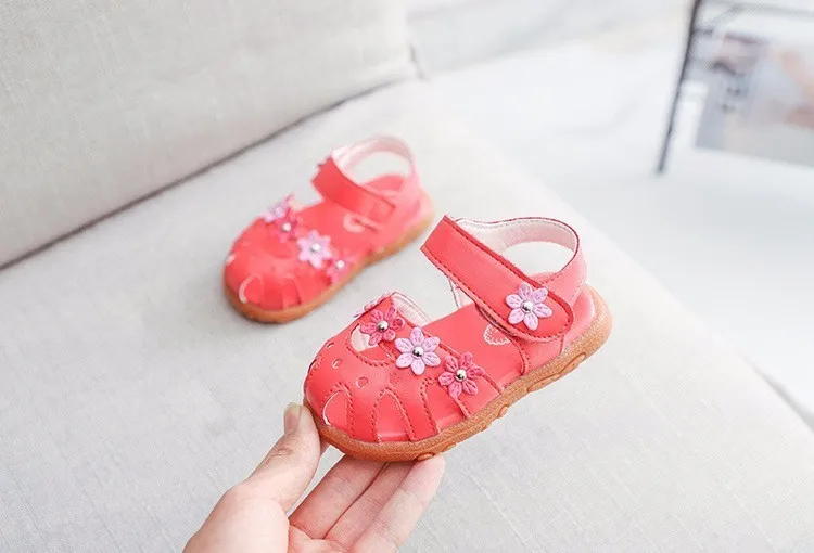 Sandalia Infantil/ г. Летние сандалии для девочек с цветочным принтом zapatos Nina детские туфли принцессы для маленьких девочек, классные детские скандалы