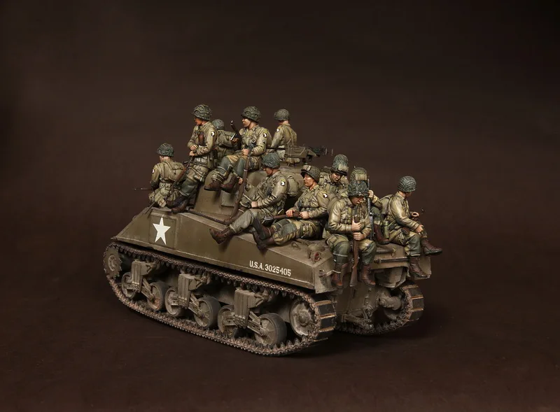 1/35 модельная фигурка из смолы набор нераскрашенные 764(14 фигур без бака)|Наборы для