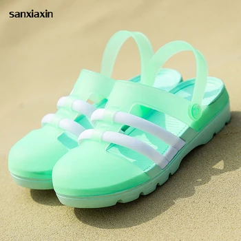 

Light Medical Shoes Doctor Nurse Surgical Lab Work Flat Slipper Operating Room Nursing Accessories Summer Beach Slippers Sandals
