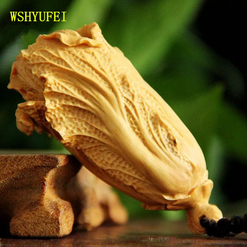 

Solid wood cabbage leaflet boxwood carving hand piece small ornaments necklace pendant to play carving crafts
