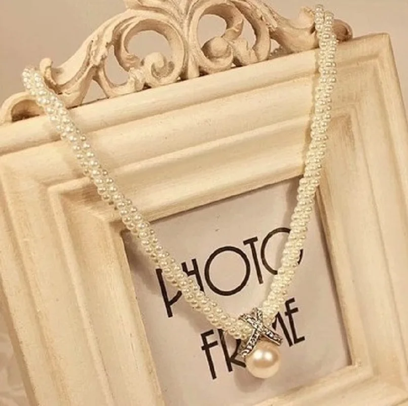 Korean Fashion Full Imitation Pearls Cute Rhinestone Pendant Necklace Hot Sale Jewelry For Women