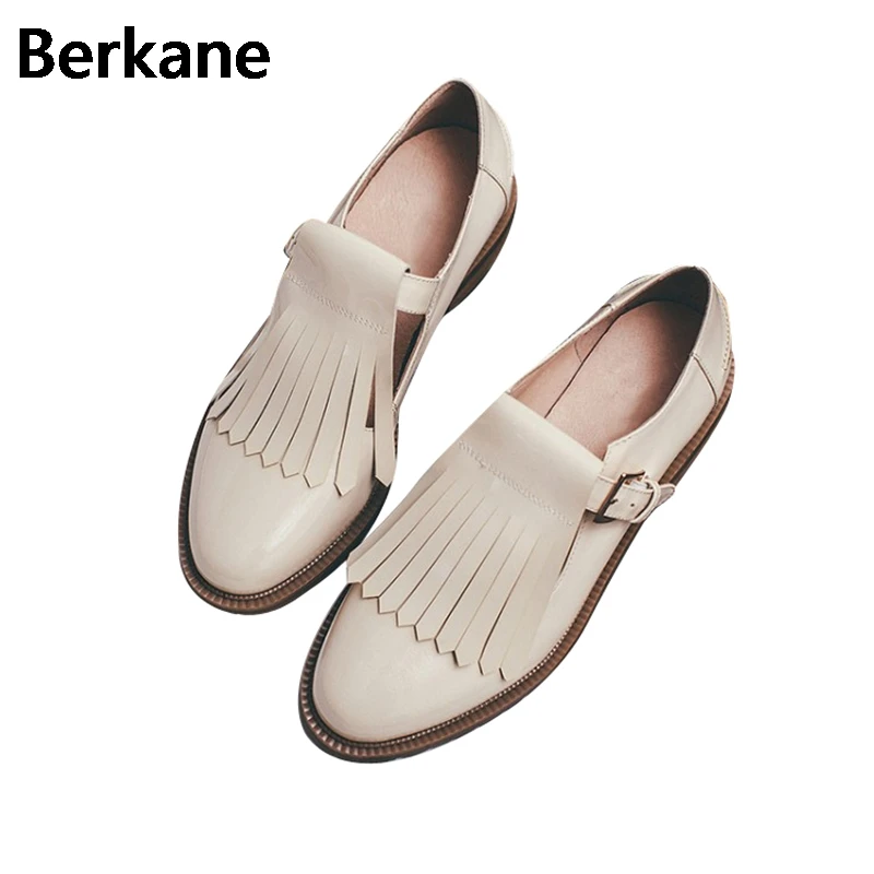 Tassels Shiny Patent Leather Shoes For Women Solid Color Spring Fashion Buckle Casual Single Shoes Black Flats Sapato Feminino