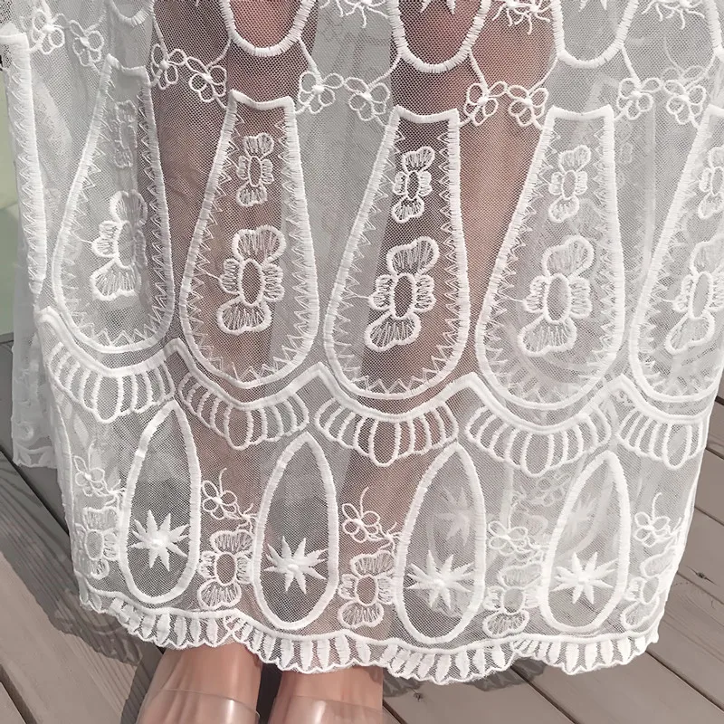 Сексуальное богемное кружевное женское платье с открытой спиной летнее подиумное белое платье с вышивкой без рукавов с цветочным принтом праздничное открытое пляжное платье