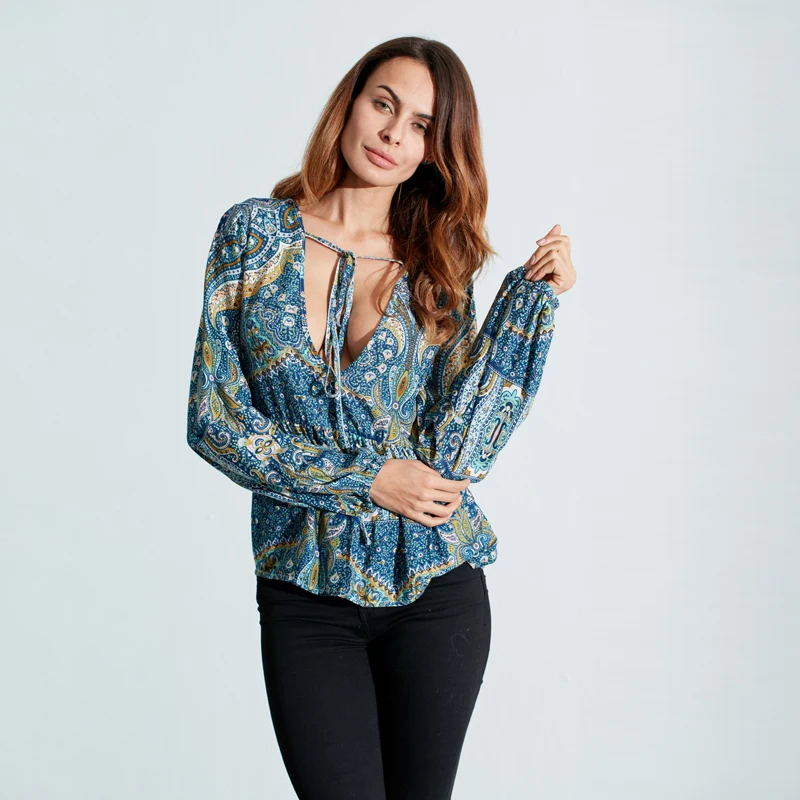 Compra hippie blusa online al por mayor de China