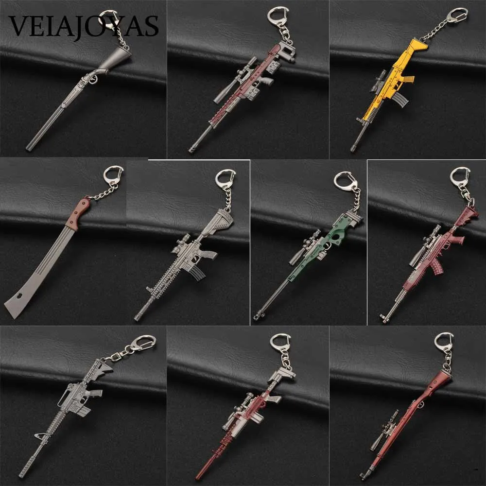 10 unids/lote PUBG serie arma Rifle AKM modelo llaveros casco mochila encanto llaveros chaveiro sleutelhanger venta al por mayor