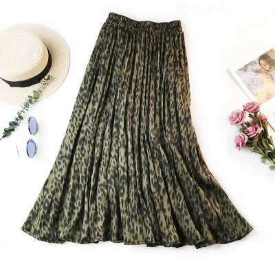 Леопардовые плиссированные юбки с принтом женские весна лето миди длинные корейские элегантные с высокой талией трапециевидные юбки женские - Цвет: Зеленый